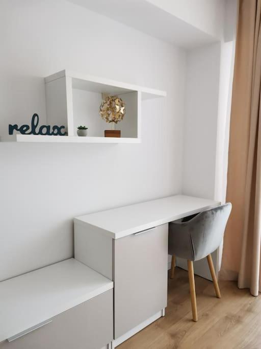 City Center Accommodation - 404 Решица Экстерьер фото